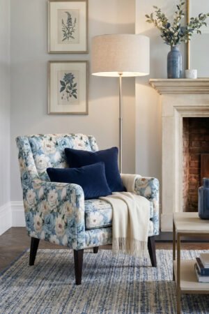 Blue rose Patterned Cotton-backed Thick rachel-knit Upholstery fabric 140cm width ( FBR 143 )